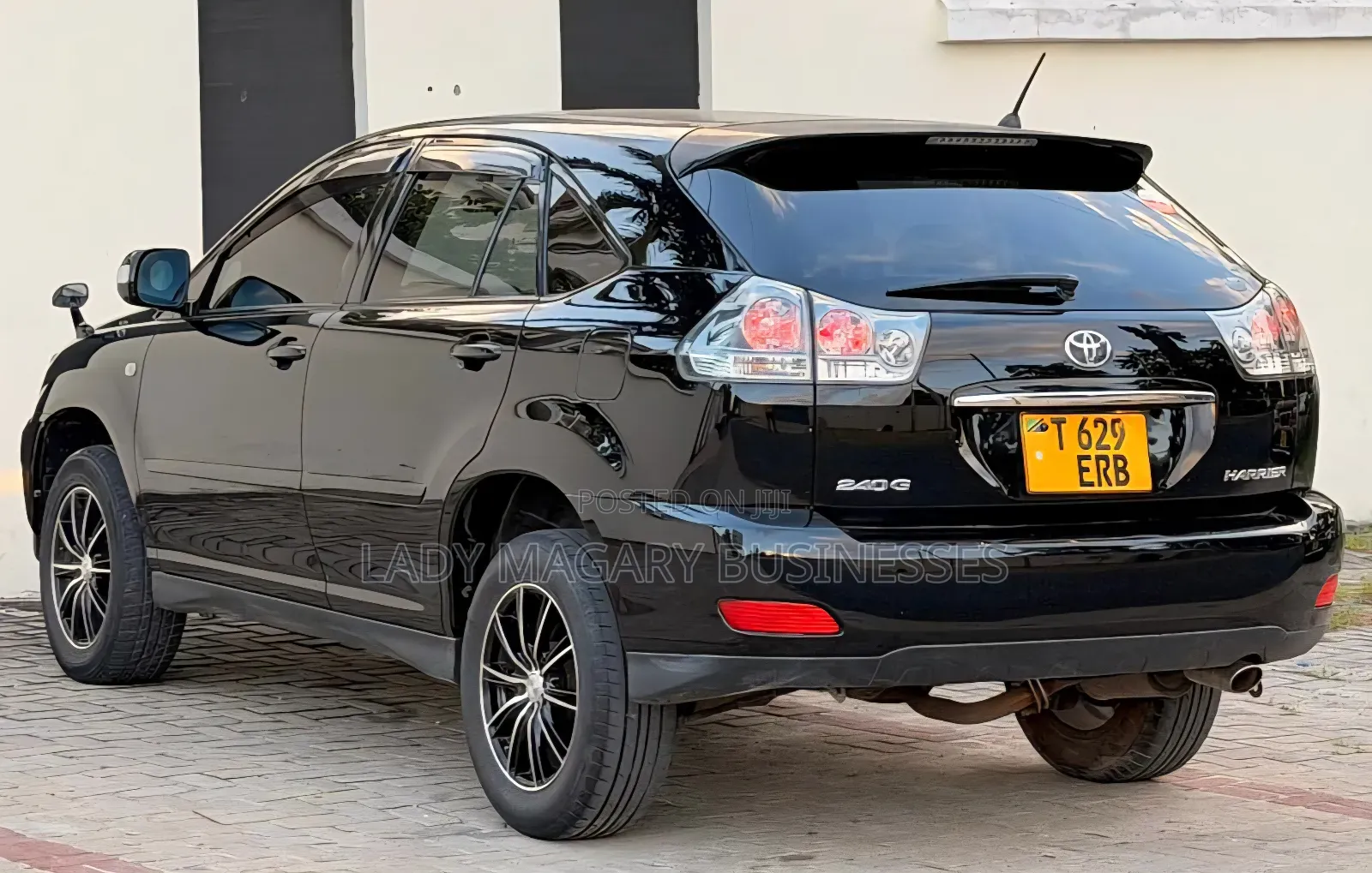 Toyota Harrier 2.4 2006 Black