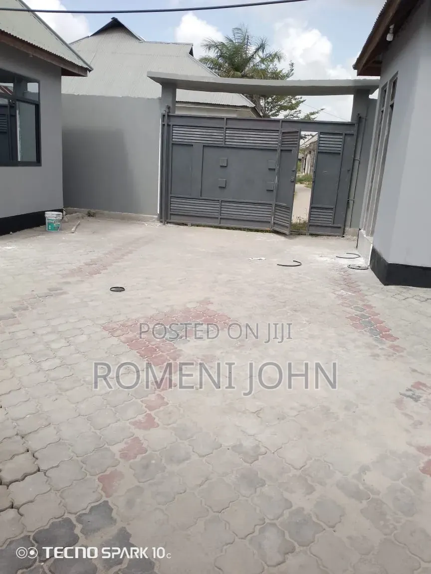 3bdrm Apartment in Tanzania Daresalaam., Ilala for rent