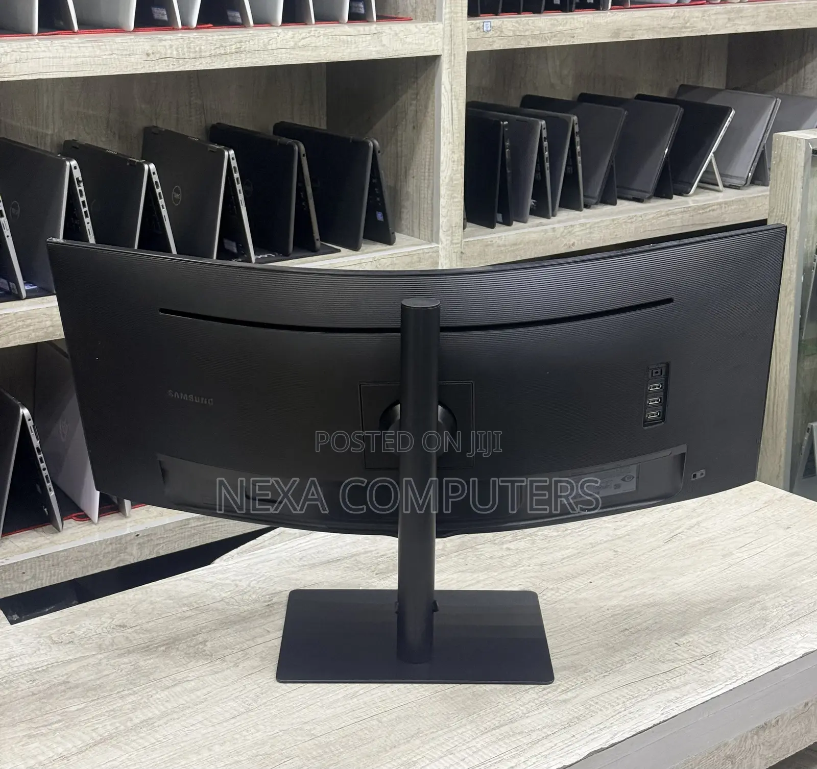 Samsung 34 Inches Monitor
