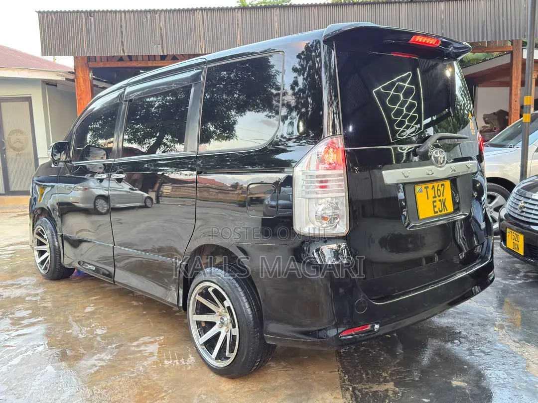 Toyota Noah 2008 Black