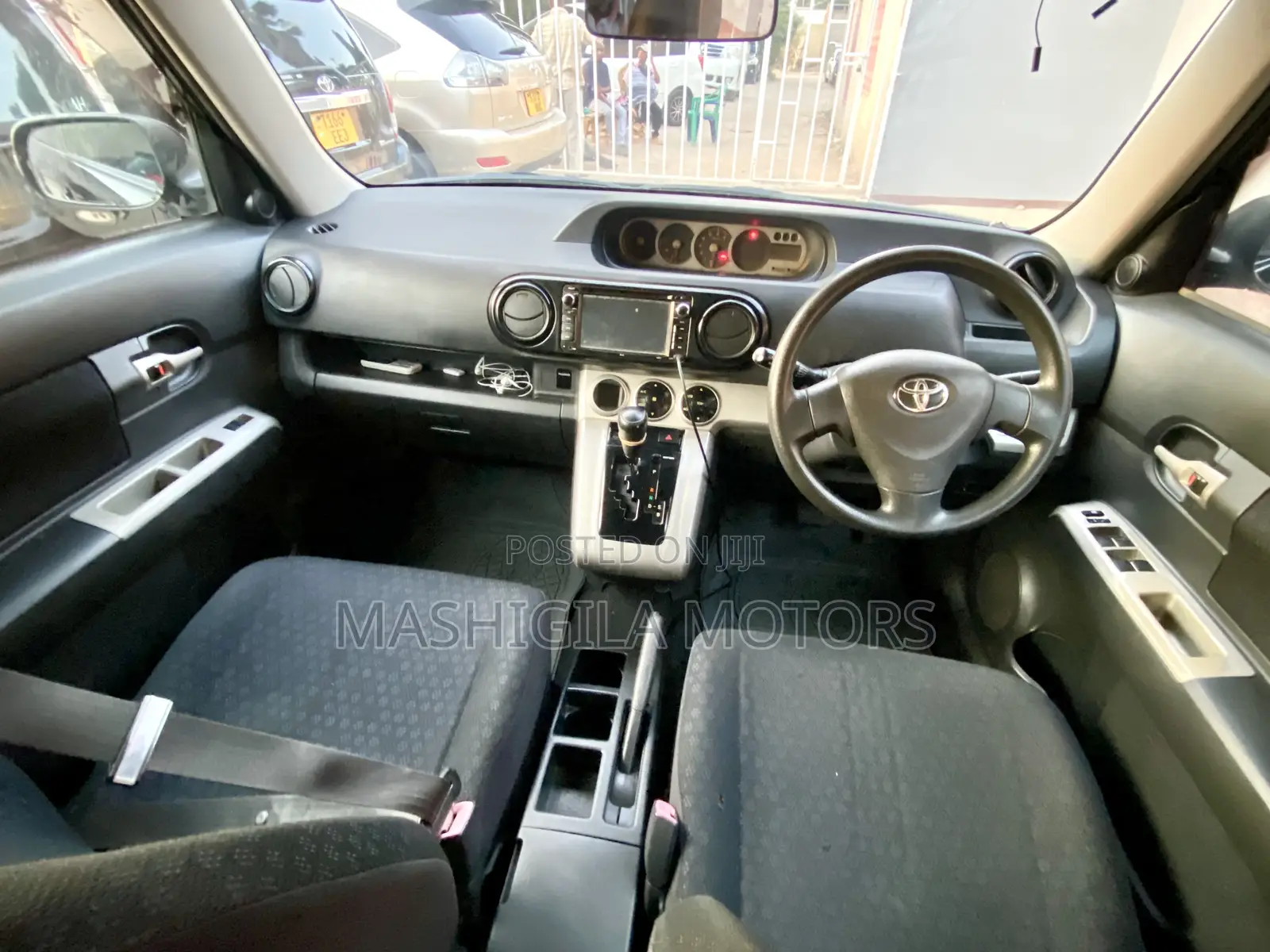 Toyota Corolla Rumion Hatchback 1.5 FWD 2007 Black