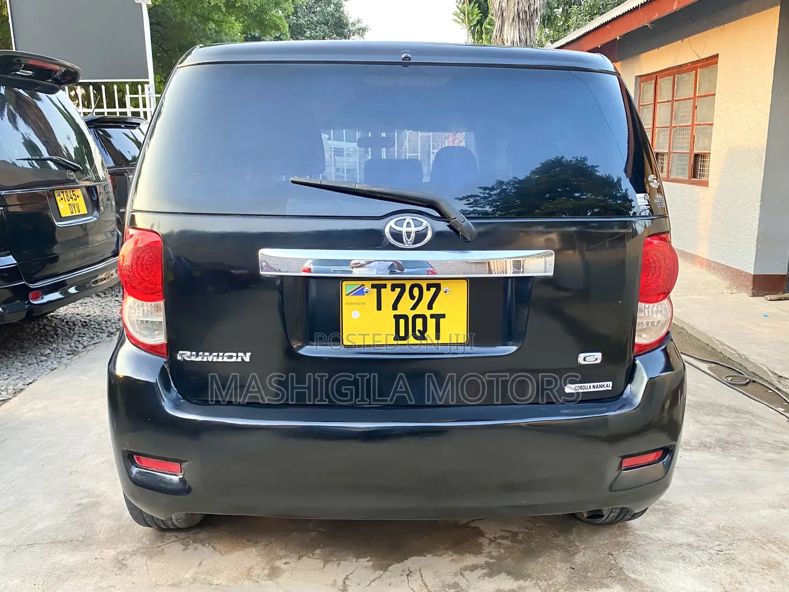 Toyota Corolla Rumion Hatchback 1.5 FWD 2007 Black
