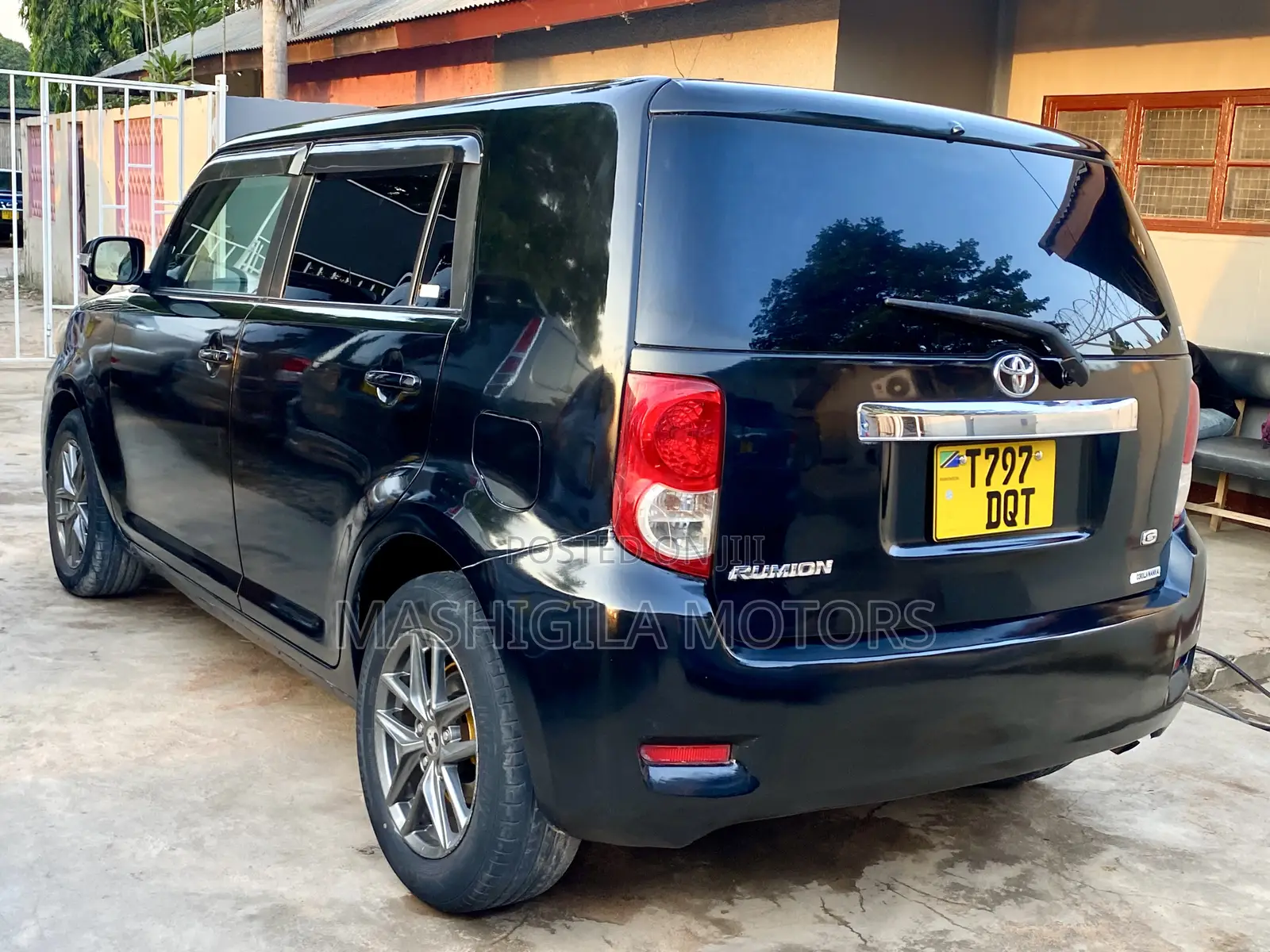 Toyota Corolla Rumion Hatchback 1.5 FWD 2007 Black