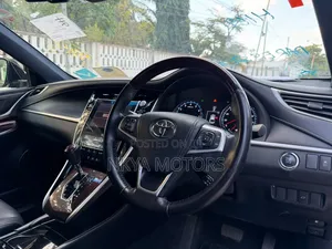 Toyota Harrier 2016 Black