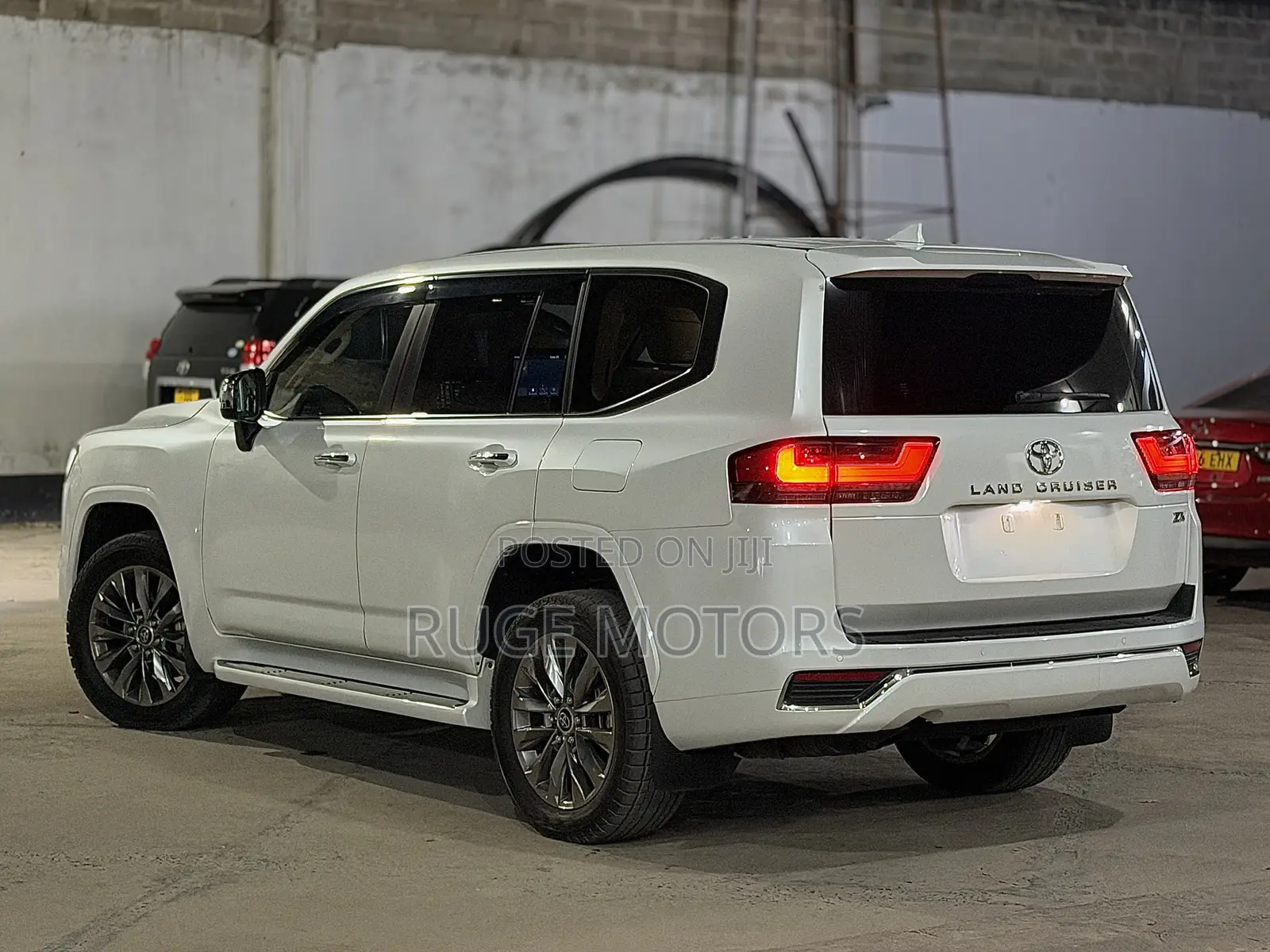 Toyota Land Cruiser 2024 White