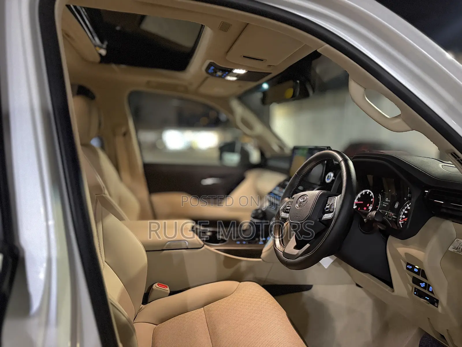 Toyota Land Cruiser 2024 White