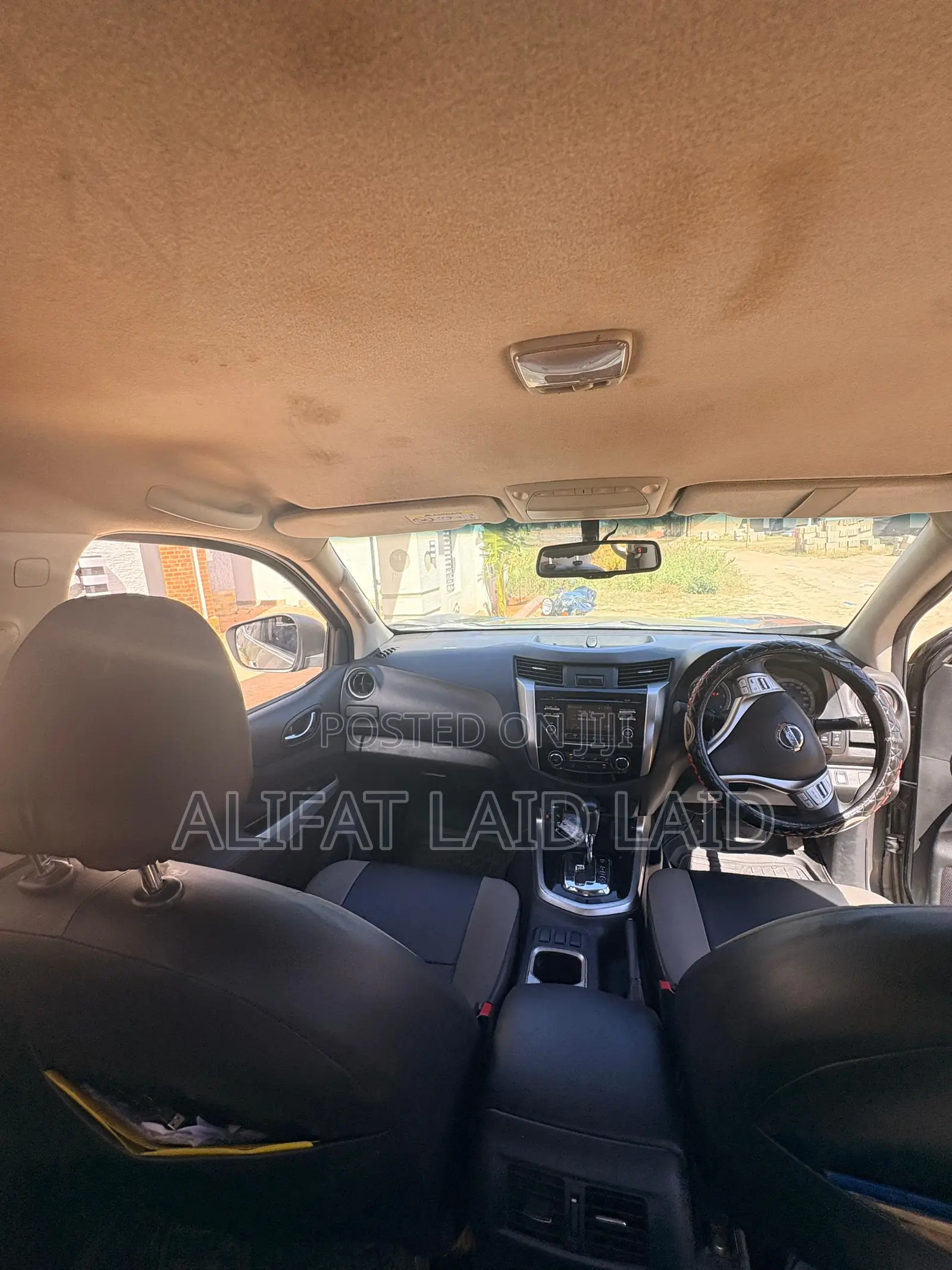 Nissan Navara 2020 Brown
