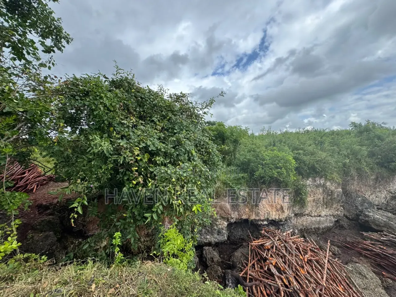 Beach Plot for Sale at Zanzibar