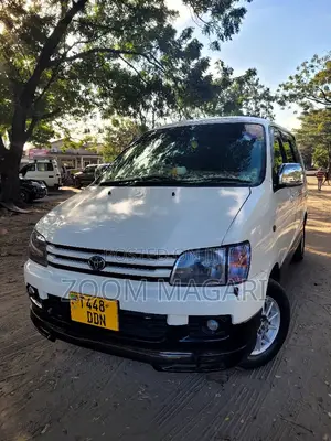 Toyota Noah 2003 White