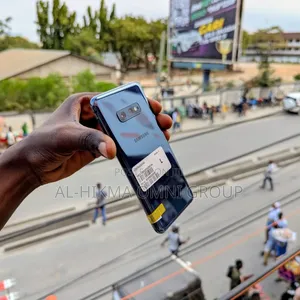 Samsung Galaxy S10e 128 GB Blue