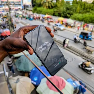 Samsung Galaxy S10e 128 GB Blue