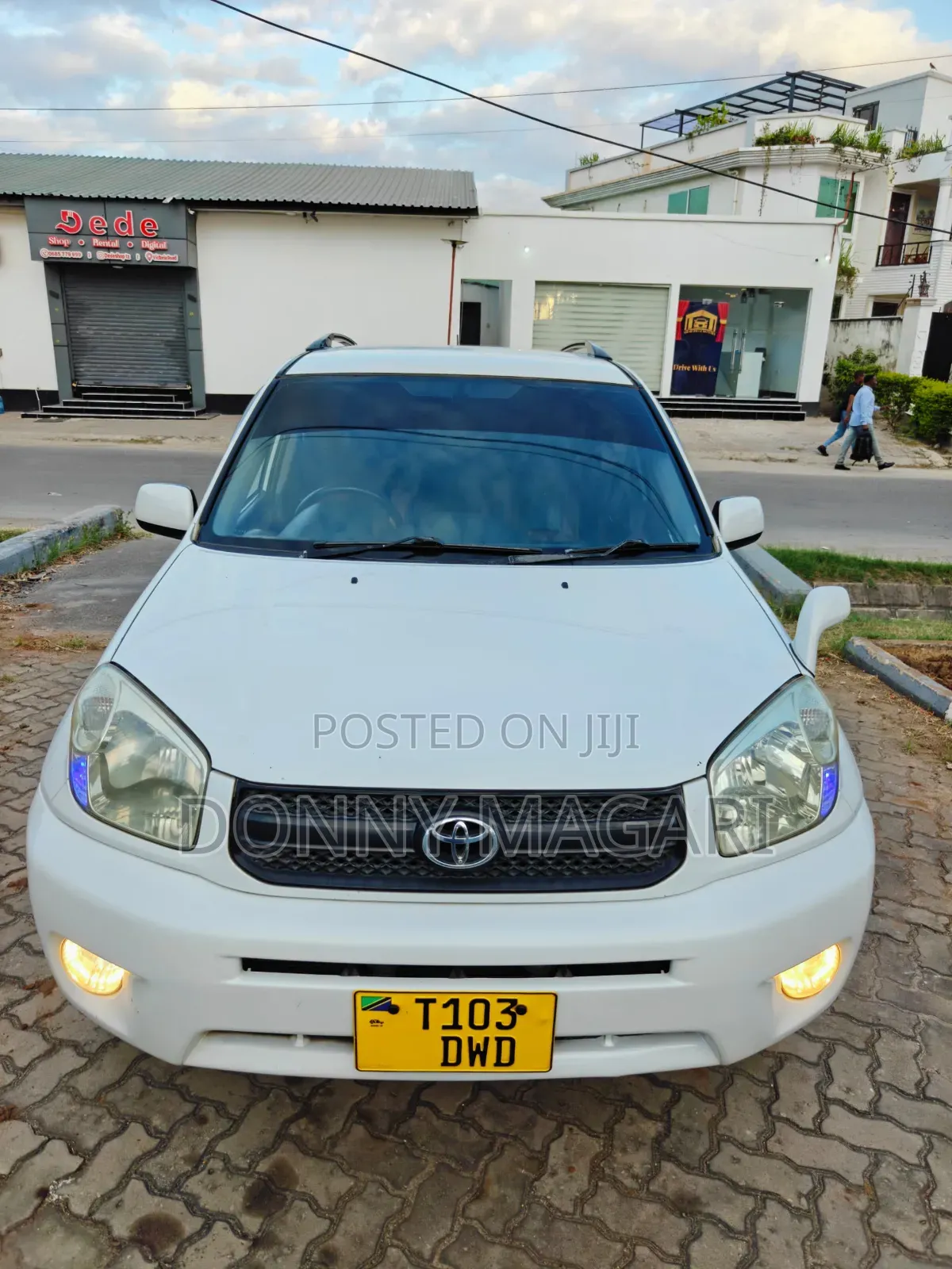 Toyota RAV4 2005 White