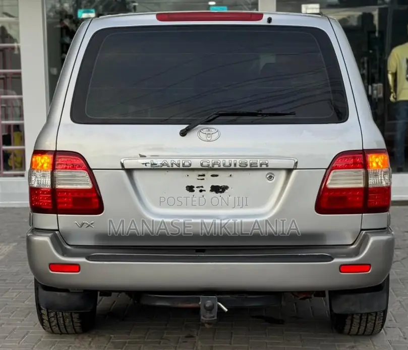 Toyota Land Cruiser 100 4.2 TD 2005 Silver