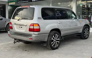Toyota Land Cruiser 100 4.2 TD 2005 Silver
