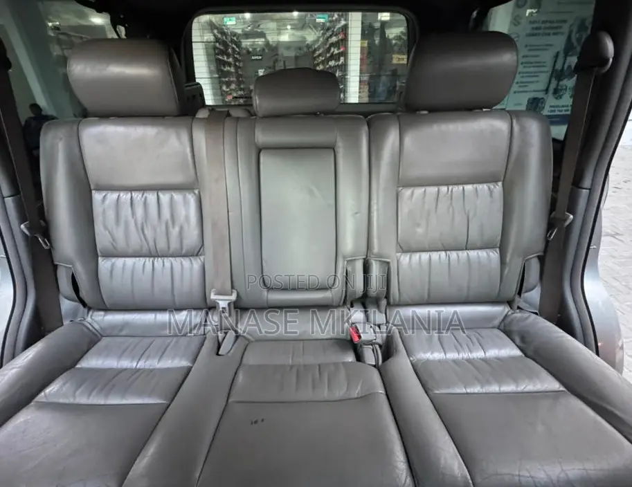 Toyota Land Cruiser 100 4.2 TD 2005 Silver