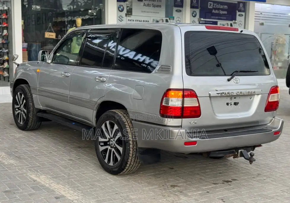 Toyota Land Cruiser 100 4.2 TD 2005 Silver