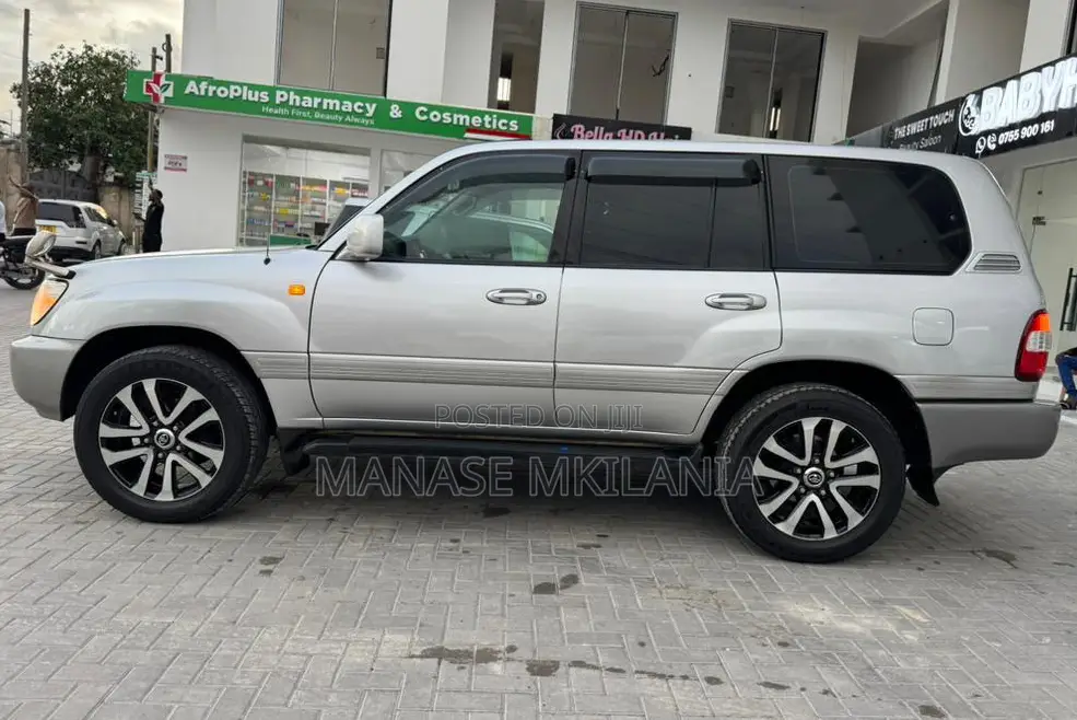 Toyota Land Cruiser 100 4.2 TD 2005 Silver