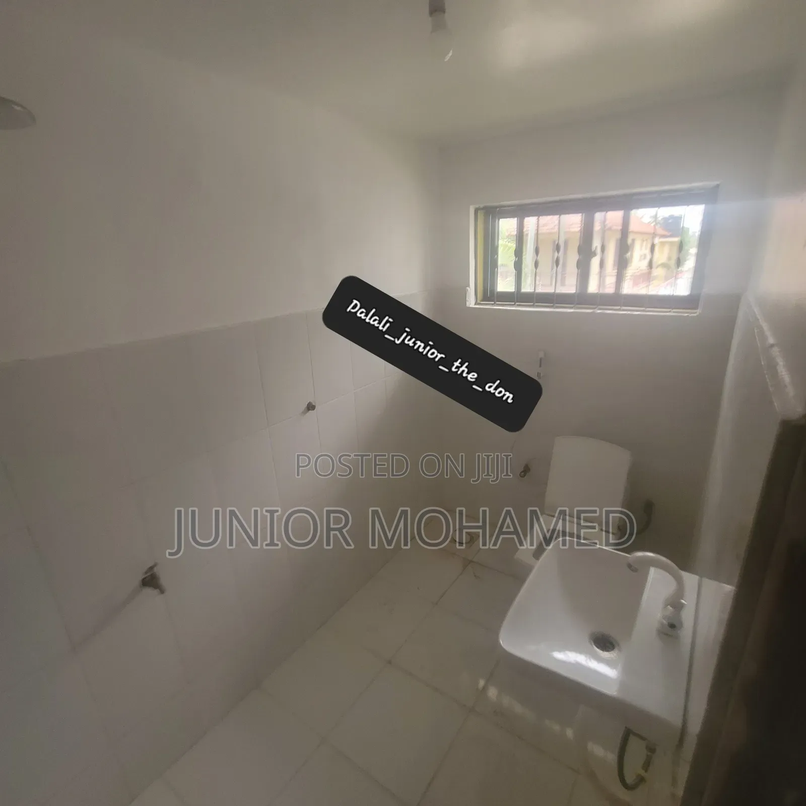 6bdrm Bungalow in , Mikocheni for rent
