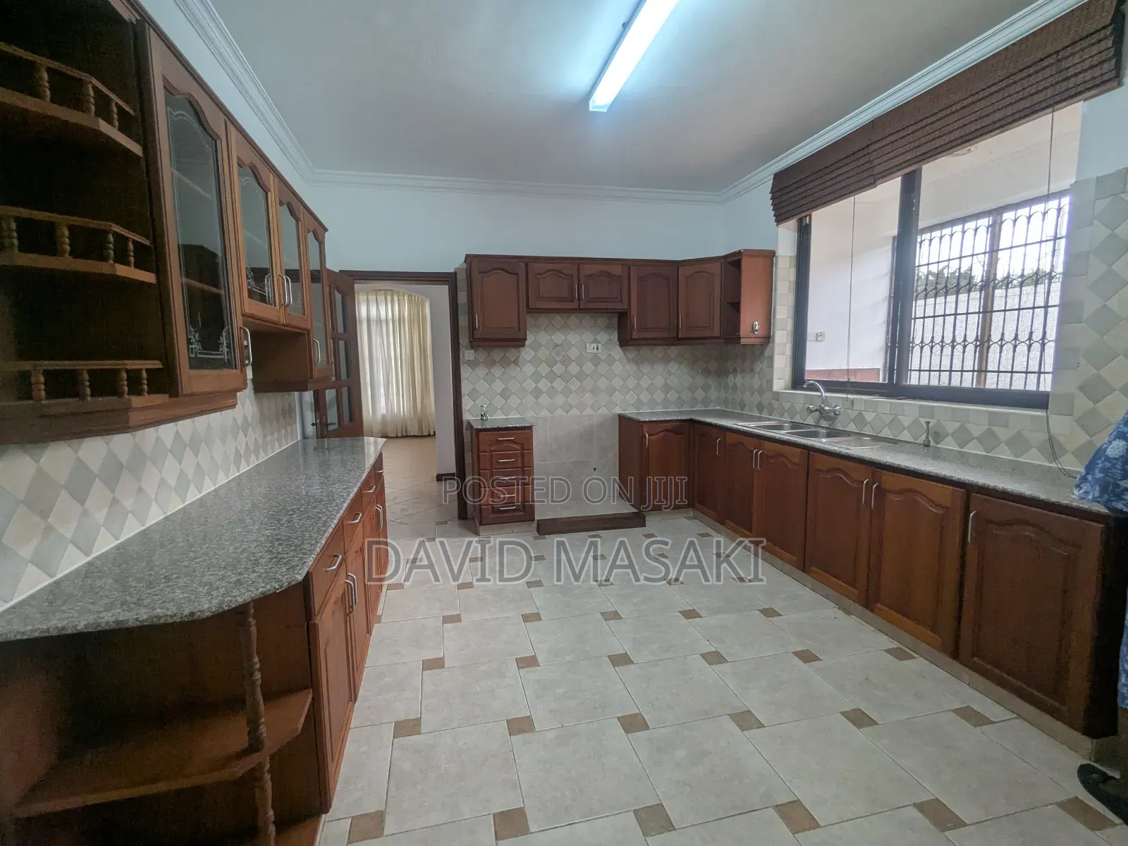 4bdrm Villa in Vilas I8, Masaki for rent