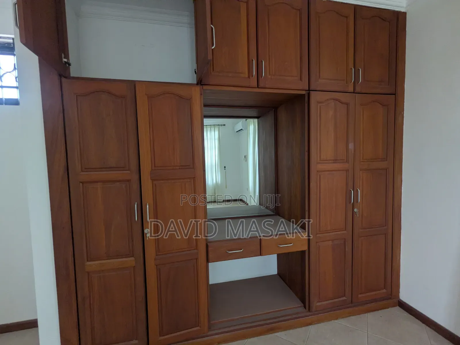 4bdrm Villa in Vilas I8, Masaki for rent