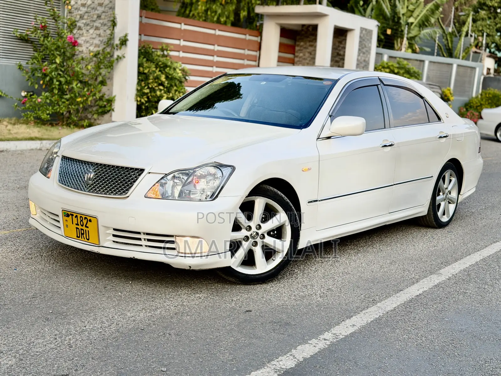 Toyota Crown Royale 2005 Pearl