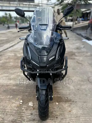 Honda 2025 Black