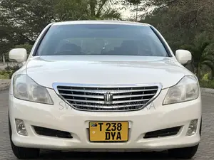 Toyota Crown 2008 White