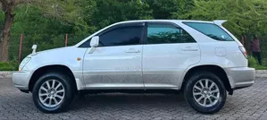 Toyota Harrier 2.4 16V 4WD 2002 White