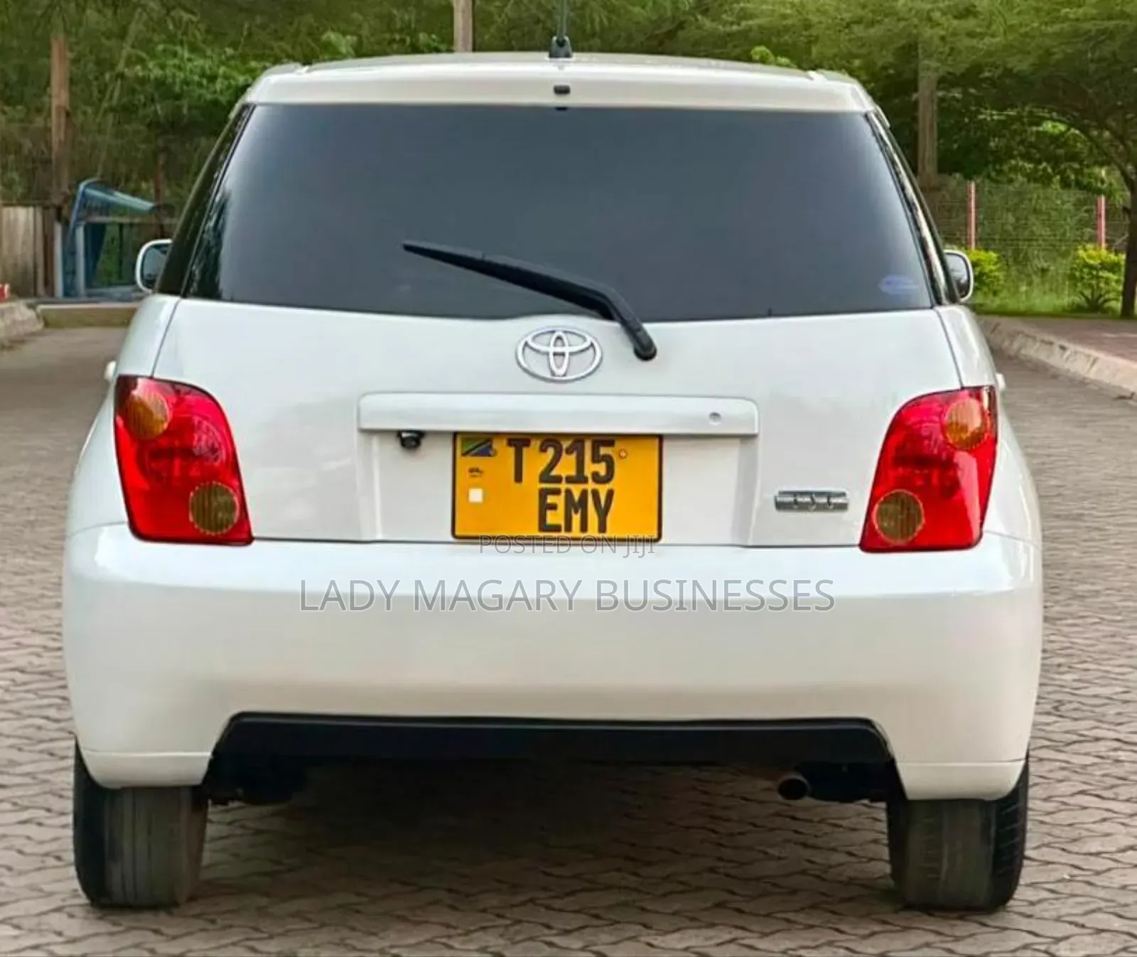 Toyota IST 2005 White