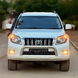 Toyota Land Cruiser Prado 3.0 TD 2010 White