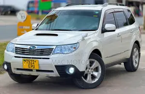 Subaru Forester 2009 White