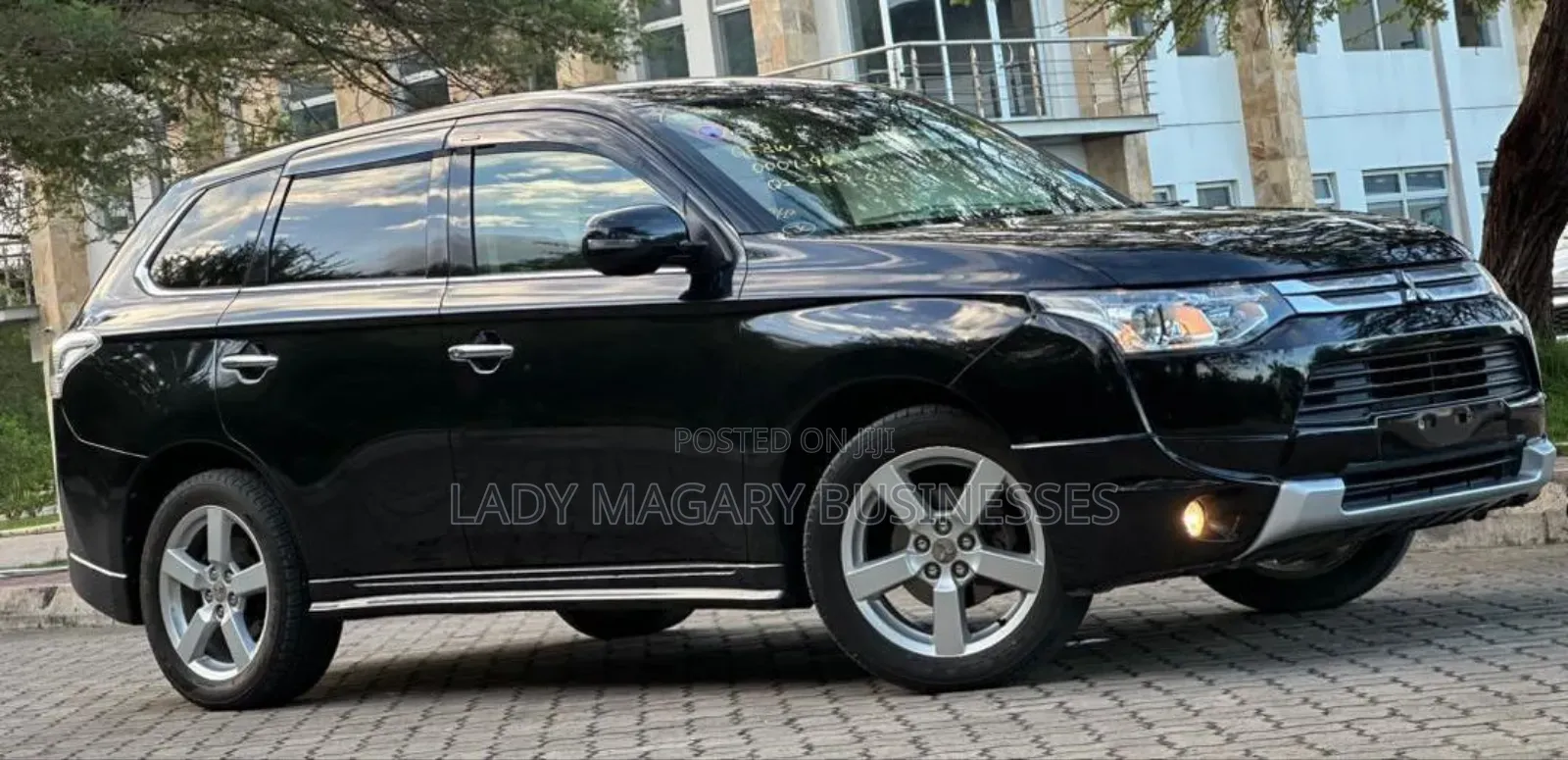 Mitsubishi Outlander 2013 Black