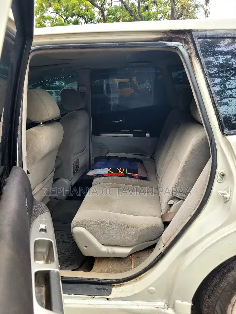 Toyota Opa 2002 White