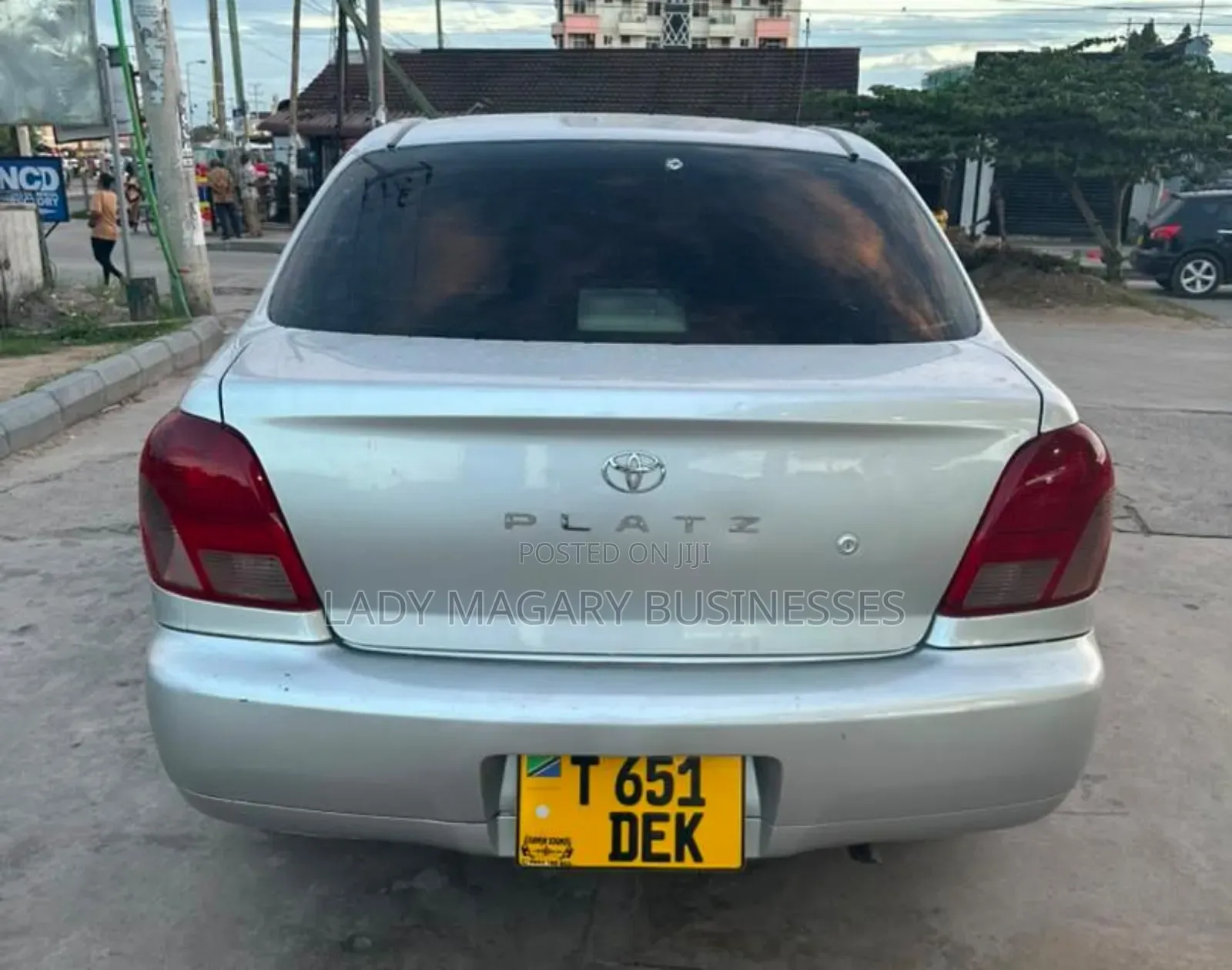 Toyota Platz 1.3 AWD 2001 Silver