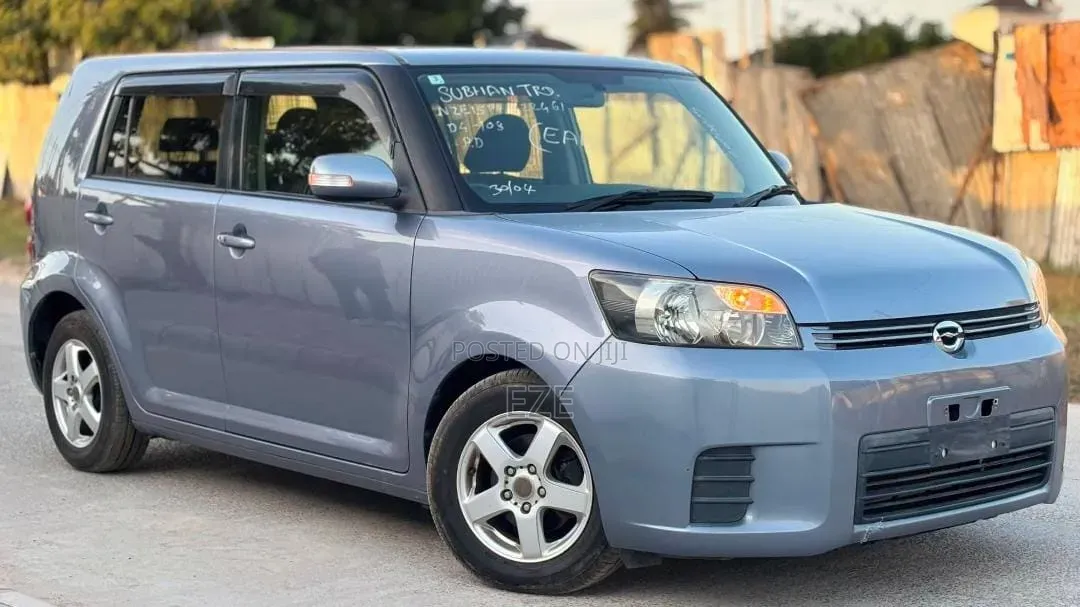 Toyota Corolla Rumion 2008 Gray