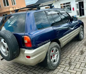 Toyota RAV4 Cabriolet 1998 Blue
