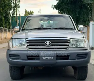 Toyota Land Cruiser 2002 Silver