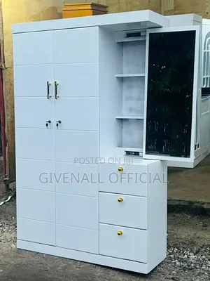 Ofa Ofa = Kabati Imara Ya Nguo Yenye Dressing Table Pembezoni Ya Rangi