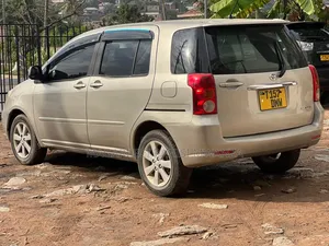 Toyota Raum 2005 Silver