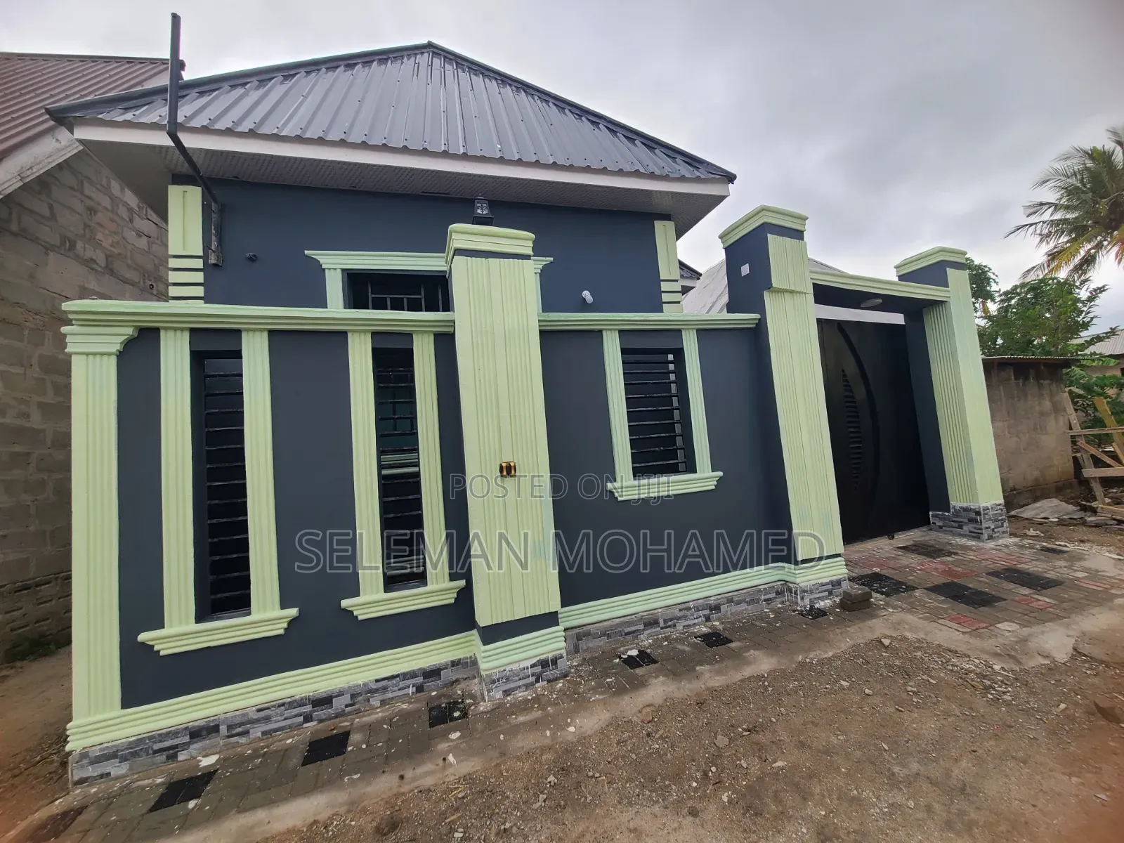 Furnished 3bdrm House in Biriani Real Estate, Chamazi for sale