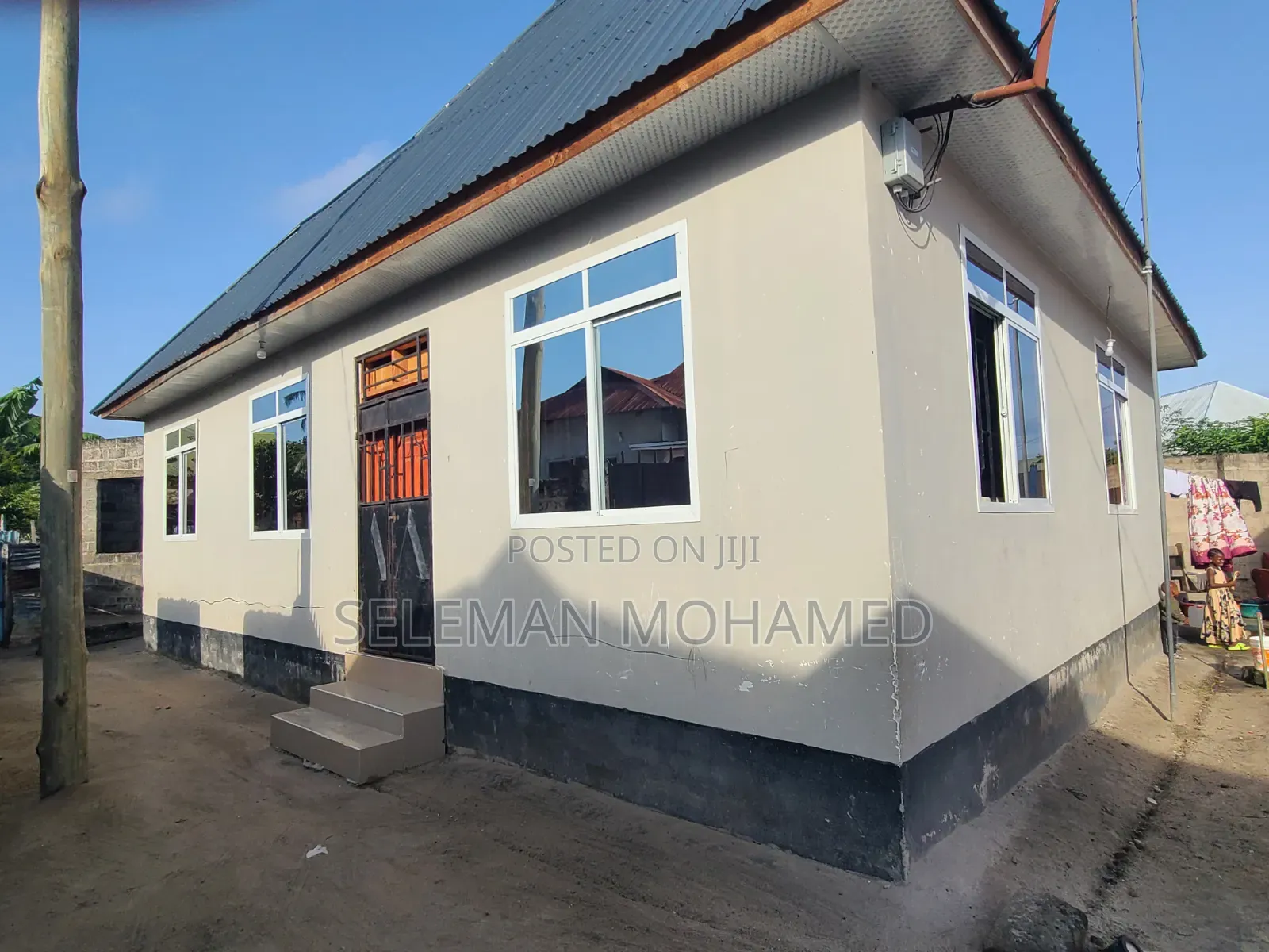 Furnished 9bdrm House in Biriani Real Estate, Chamazi for sale