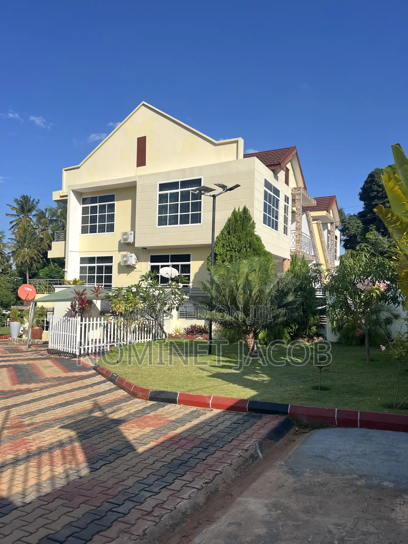 Furnished 4bdrm Apartment in Mboma Road Feza, Kunduchi for rent