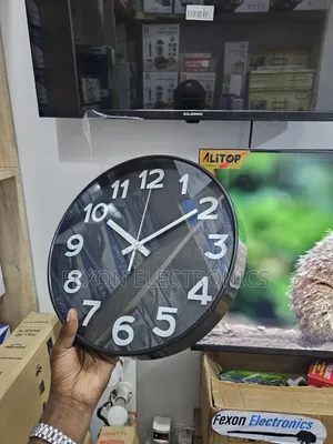 Spy Clockwatch/Hidden Camera