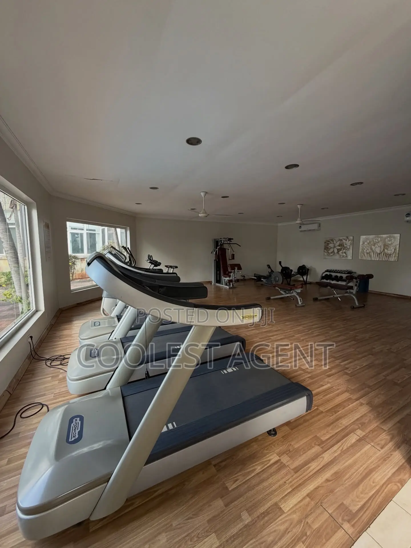 Furnished 4bdrm Apartment in Coolest Estate, Oyster Bay for rent