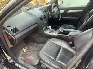 Mercedes-Benz C220 2005 Black