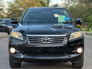 Toyota Vanguard 2010 Black