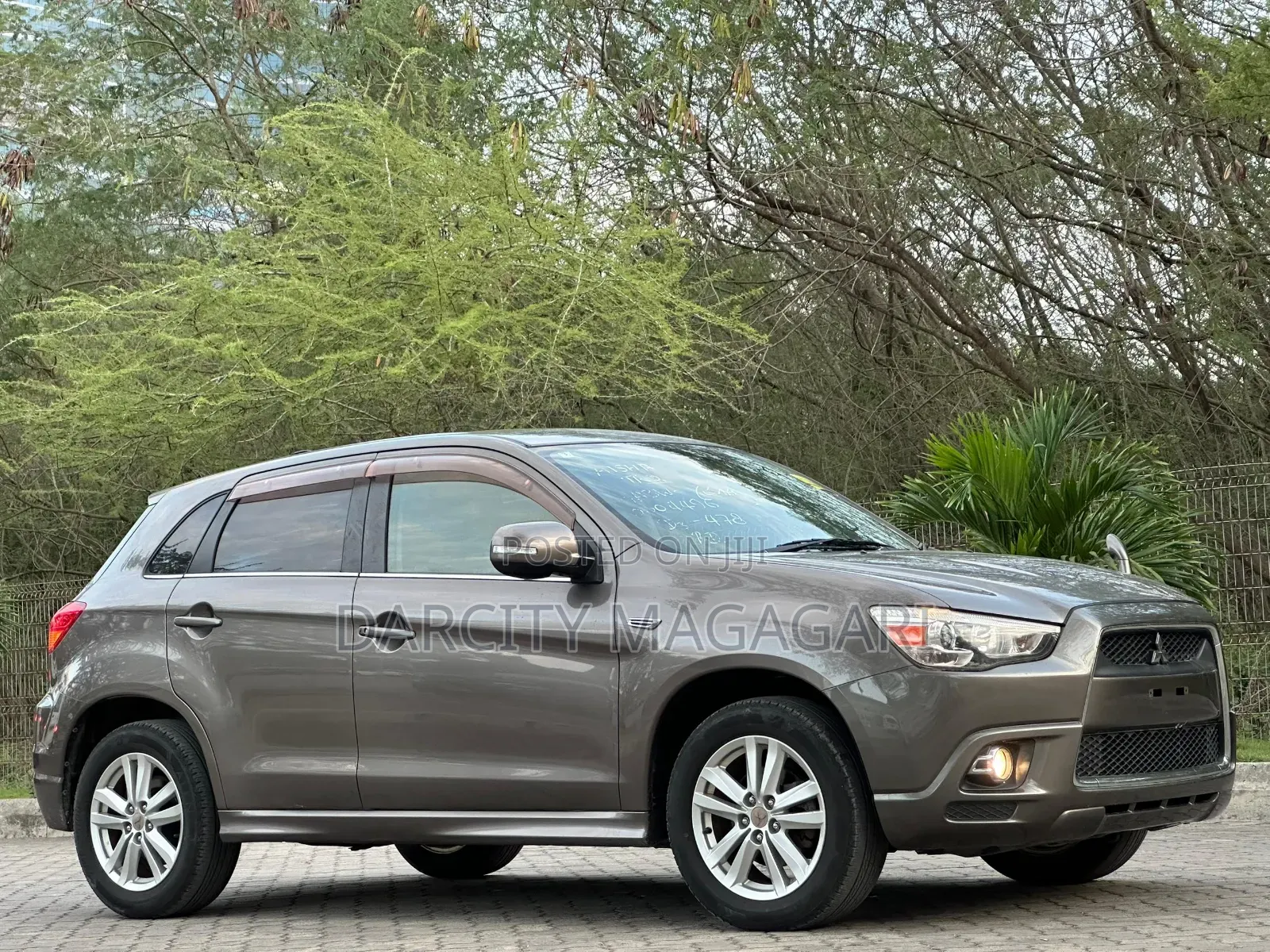 Mitsubishi RVR 2.0 2012 Gray
