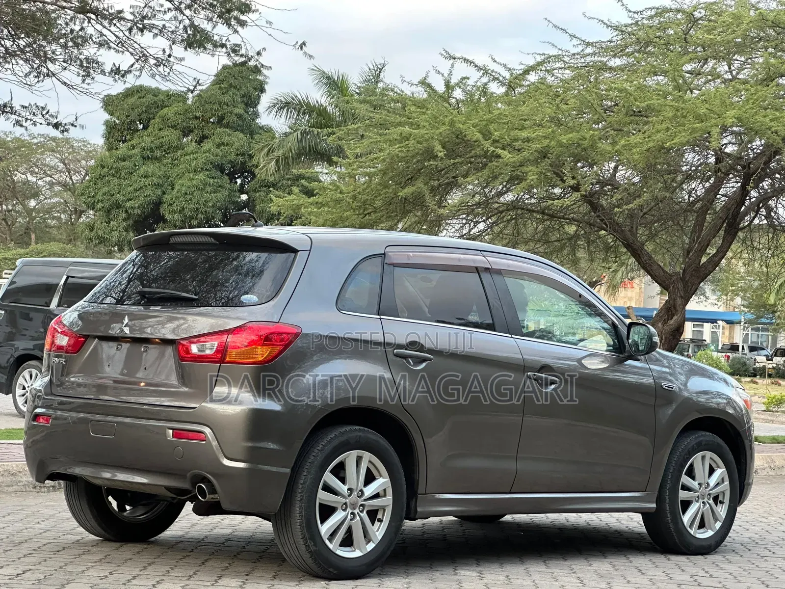 Mitsubishi RVR 2.0 2012 Gray