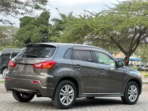 Mitsubishi RVR 2.0 2012 Gray