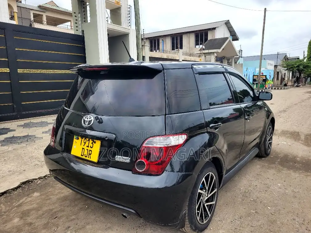 Toyota IST 2006 Black